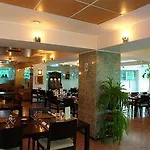 Dacia Rrt Hotel