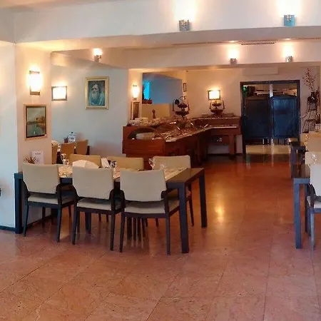 Dacia Rrt 4* Bukareszt