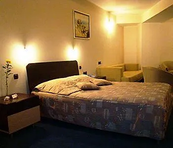 Dacia Rrt 4* Bukarest