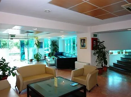 Hotell Dacia Rrt 4*