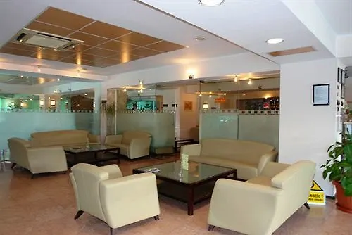 Hotel Dacia Rrt Boekarest