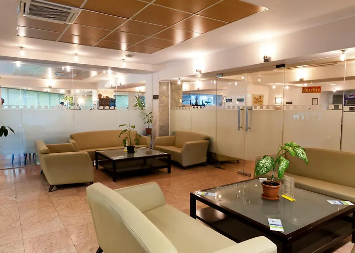 Hotel Dacia Rrt Boekarest